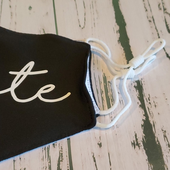 Nwot Face Mask - Picture 3 of 7